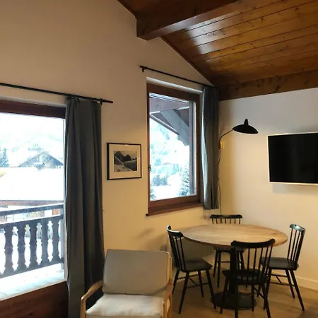 Lejlighedshotel La De L'ours 4*
